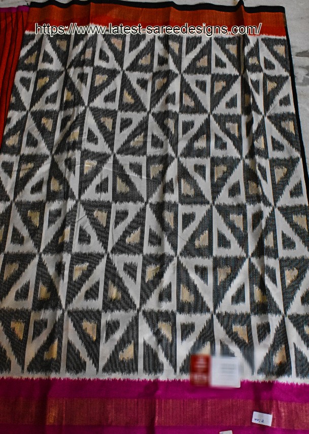 Saree with geometrical pattern